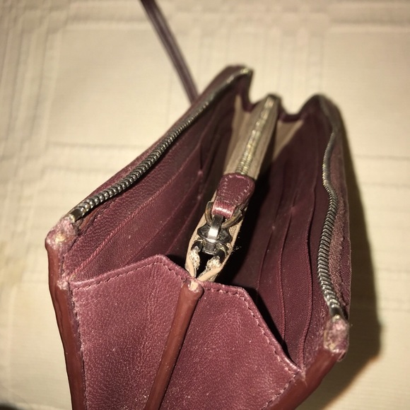 NWOT! Authentic Bottega Veneta Leather Wallet/Wristlet - Picture 6 of 13